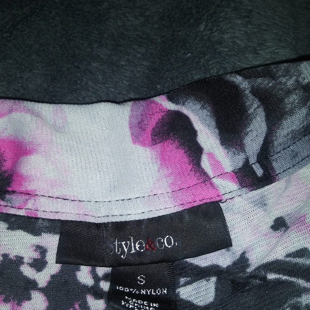 Style & Co. Button down blouse - Picture 2 of 5